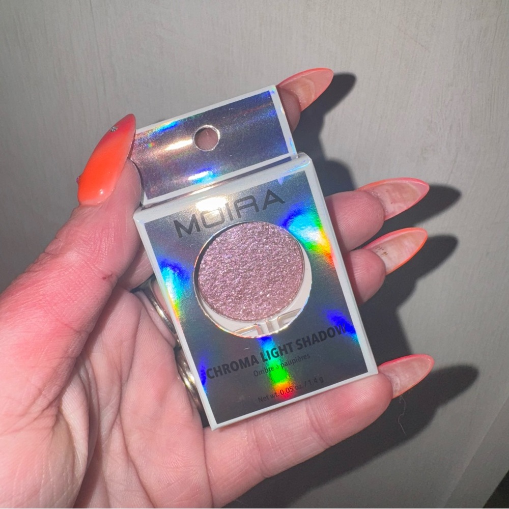 Moi Chroma Light Shadow - Shimmering Pink